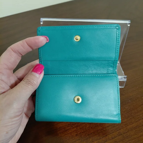 Yves Saint Laurent Leather Trifold Key Holder Case. YSL - Picture 3 of 8